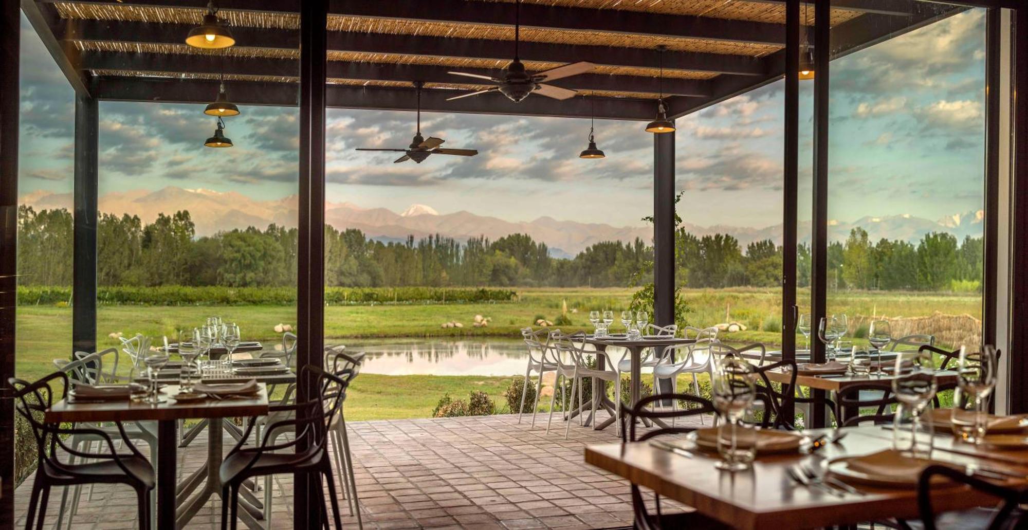 Postales Boutique Winery Hotel - Valle De Uco Colonia Las Rosas Exterior foto